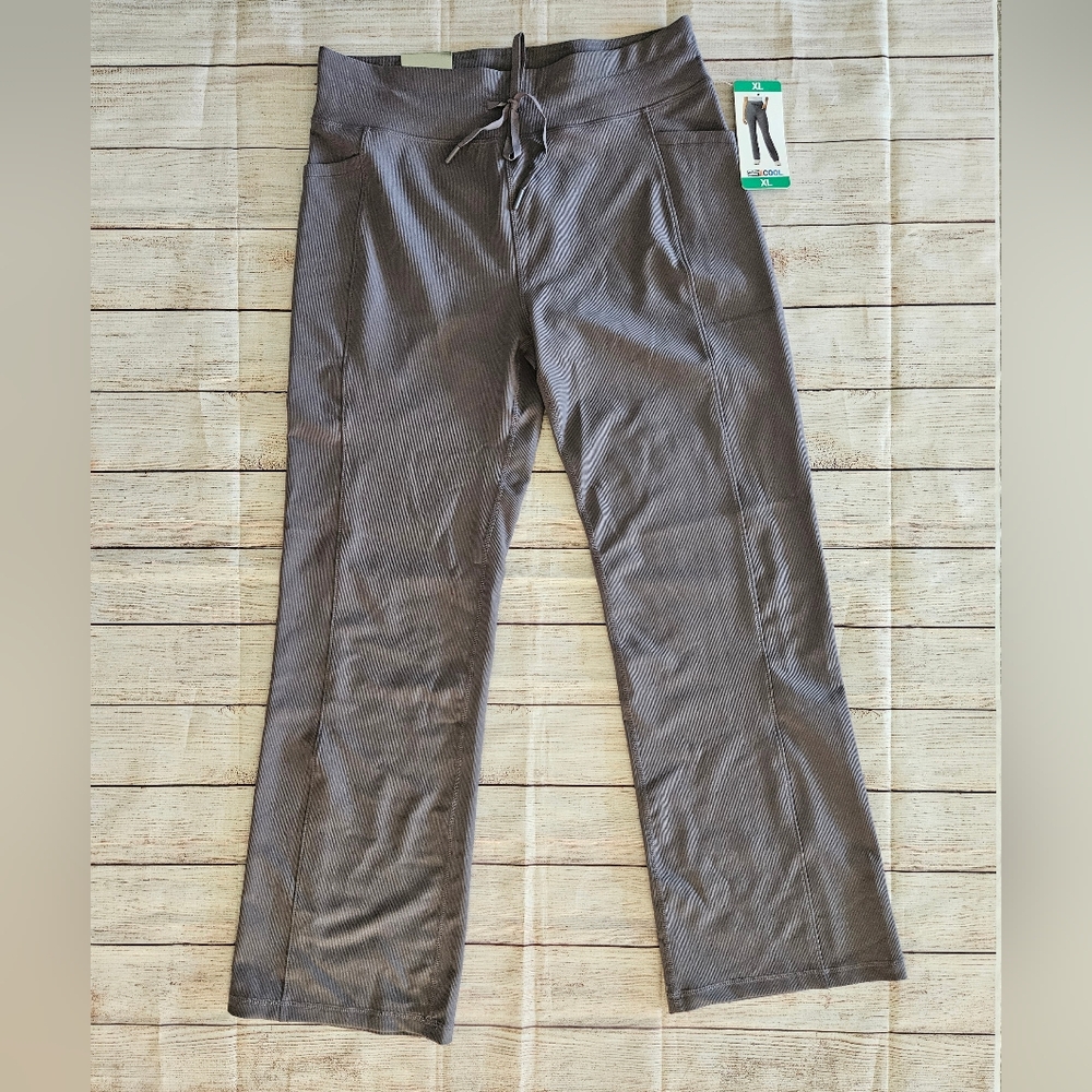 32 Degrees Ribbed Semi-Flare Pant - Picture 2 of 6